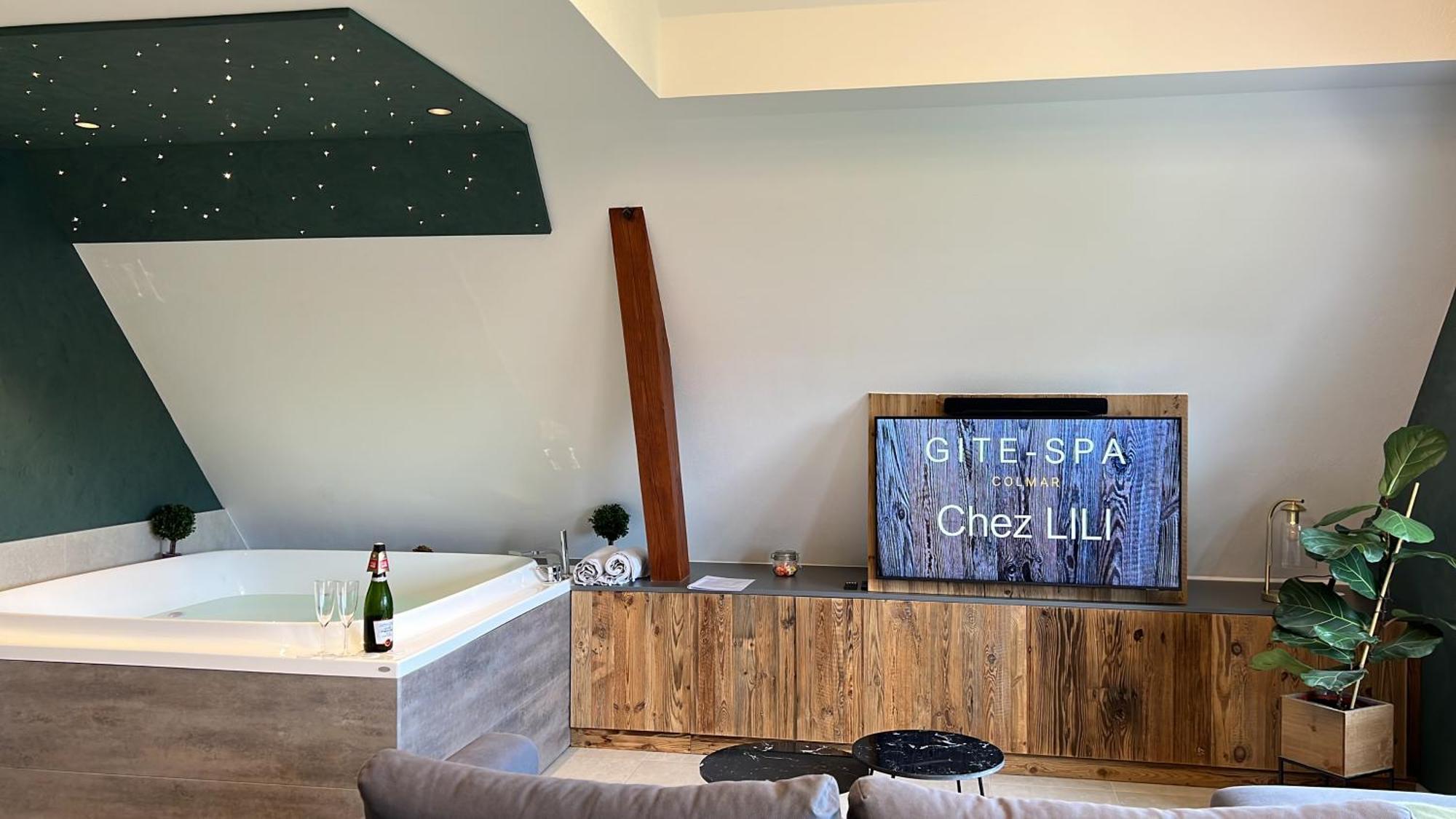 Sainte-Croix-en-Plaine Gite Spa L'Atelier Emile - Spa Privatif - 5 Min Colmar מראה חיצוני תמונה