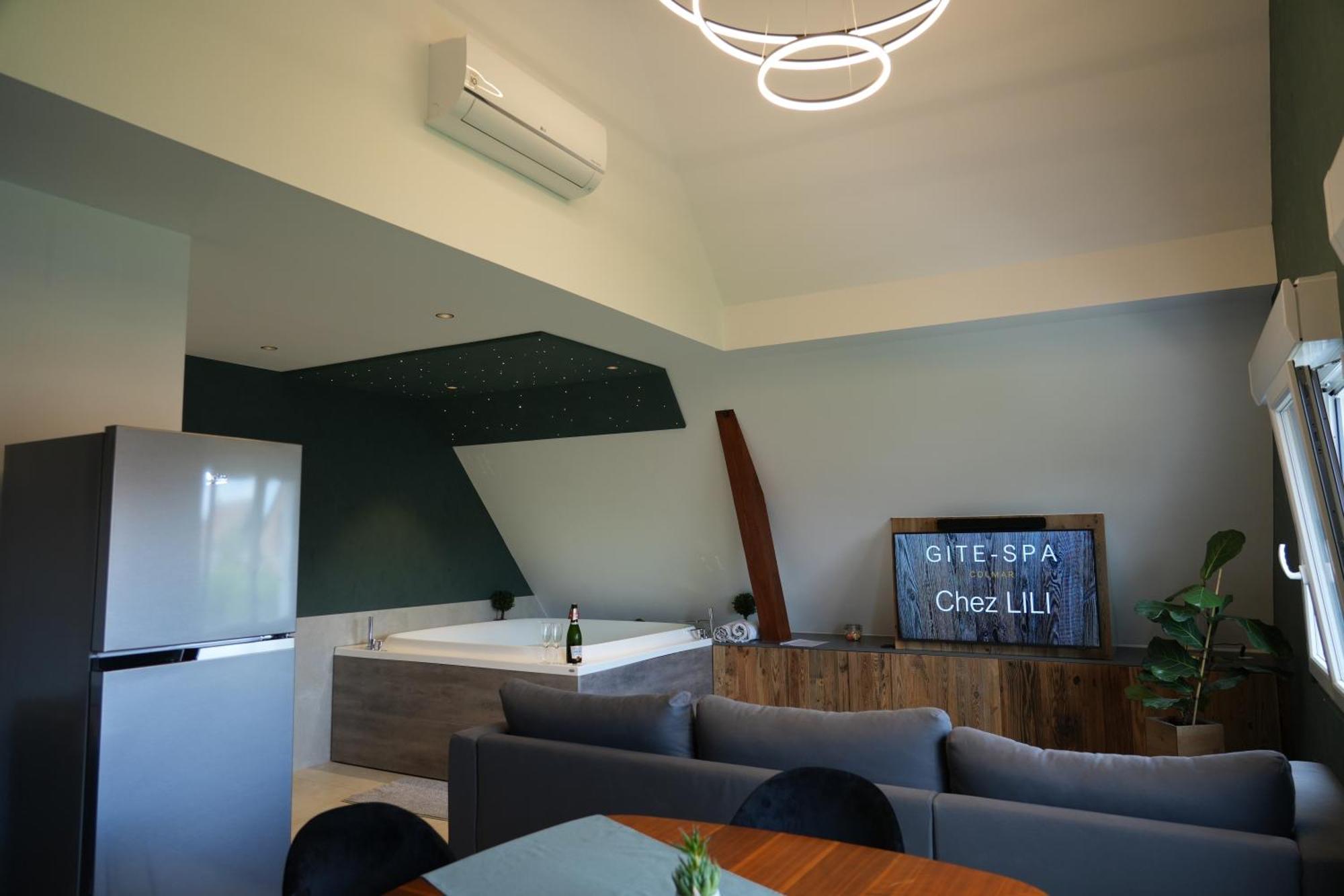 Sainte-Croix-en-Plaine Gite Spa L'Atelier Emile - Spa Privatif - 5 Min Colmar מראה חיצוני תמונה
