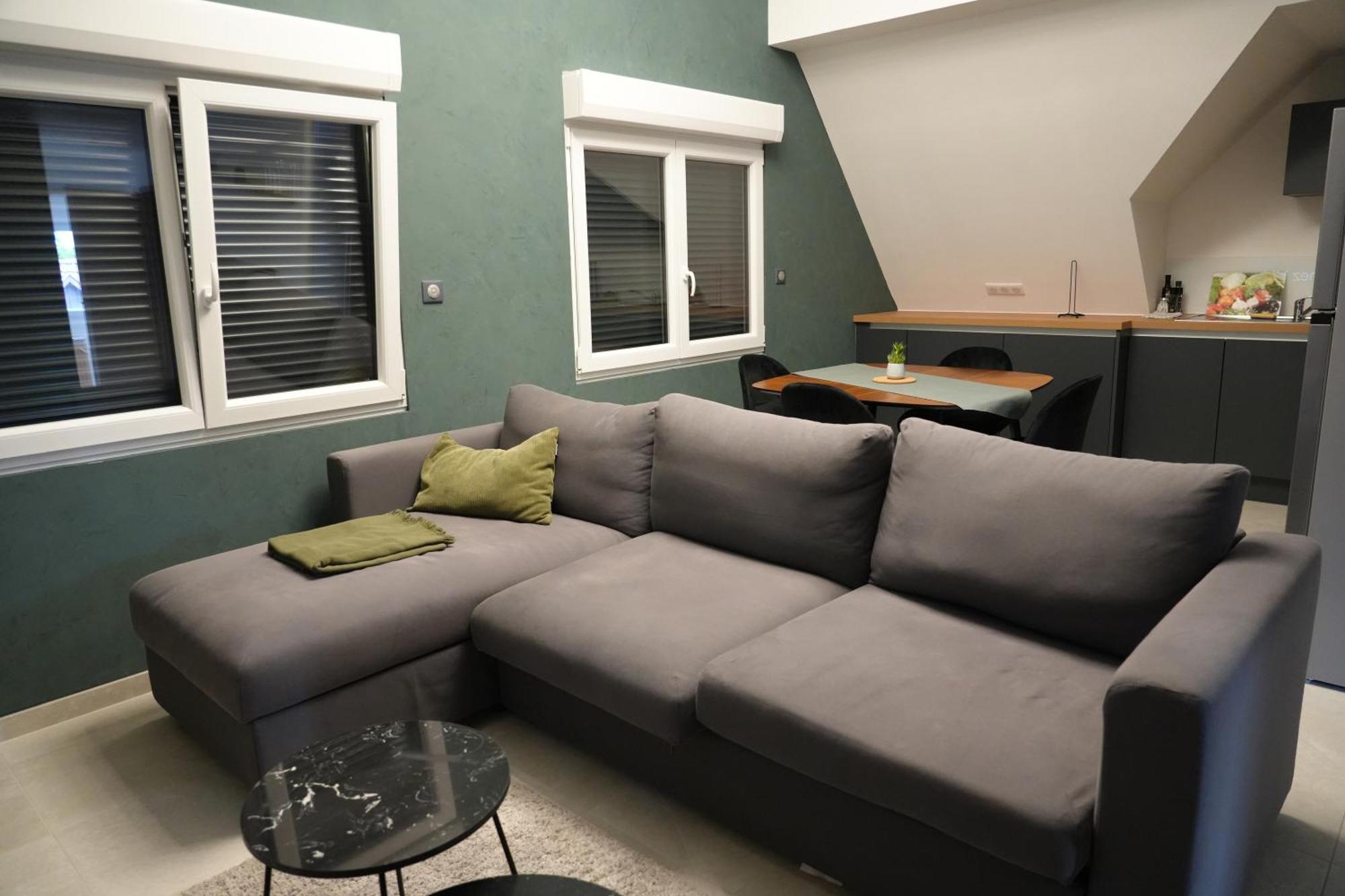 Sainte-Croix-en-Plaine Gite Spa L'Atelier Emile - Spa Privatif - 5 Min Colmar מראה חיצוני תמונה