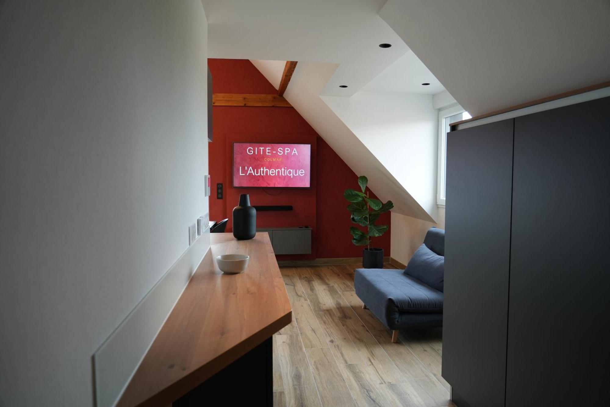 Sainte-Croix-en-Plaine Gite Spa L'Atelier Emile - Spa Privatif - 5 Min Colmar מראה חיצוני תמונה